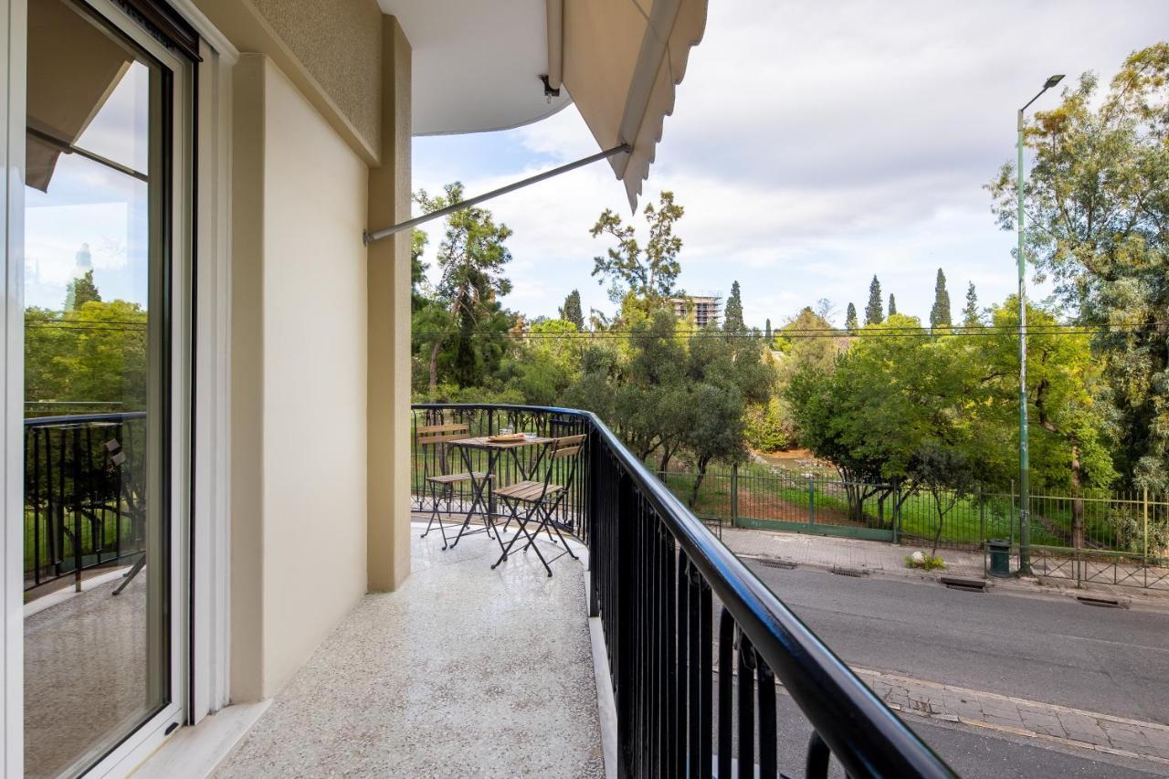 Renovated Apartment Near Acropolis Athens Exterior photo
